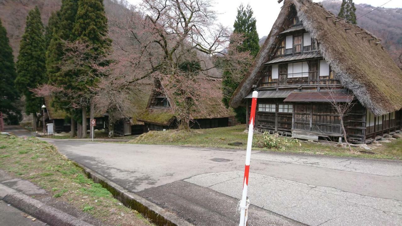 Gokayama Gassho no Sato Hotel Nanto Eksteriør billede